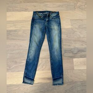 BlankNYC fridge mid-blue cropped ankle jeans in 25